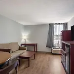 Clarion Inn & Suites Airport