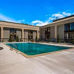 Clarion Inn & Suites Airport