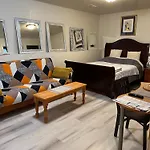 West Side Grand Rapids 2 Room Apartment Close To Everything