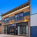 Bluejay Hotel