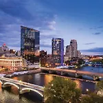 Amway Grand Plaza Hotel, Curio Collection By Hilton