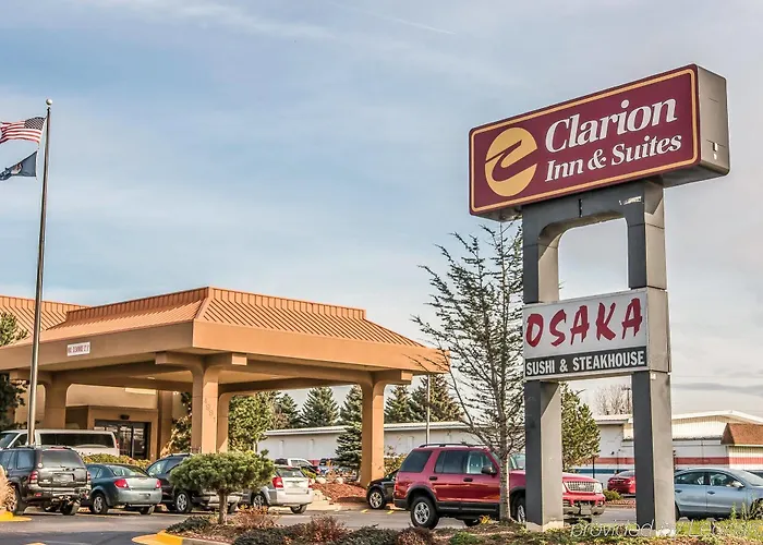 Clarion Inn & Suites Airport