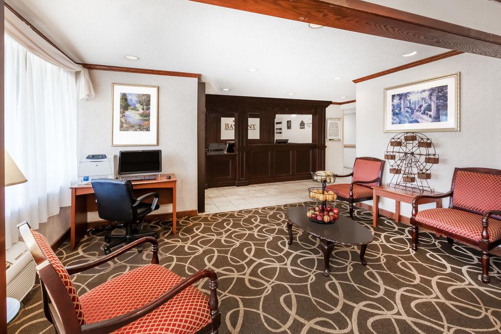 Baymont By Wyndham Airport Hotel
