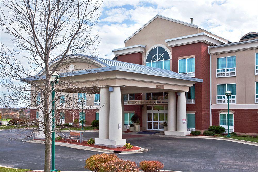 Hotel Express & Grand Rapids-north By Ihg
