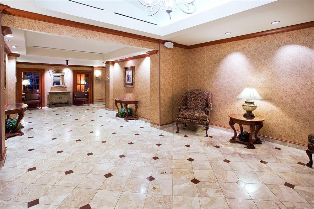 Express & Grand Rapids-north By Ihg Grand Rapids