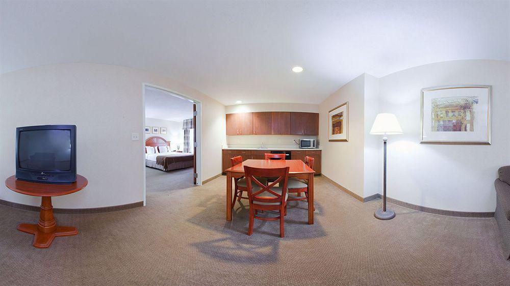 Grand Rapids-airport By Ihg Hotel