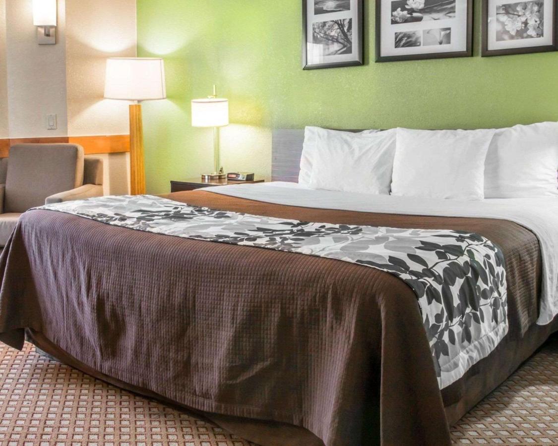 Sleep & 2* Grand Rapids