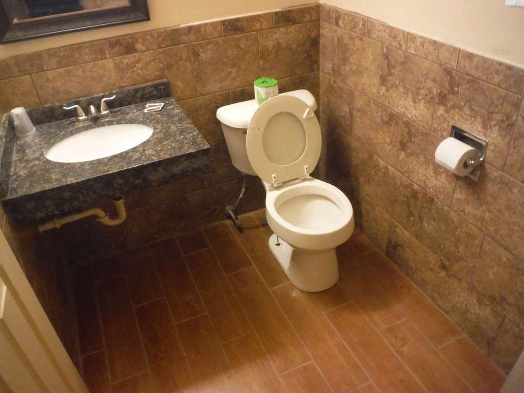 Budgetel & Hotel Grand Rapids