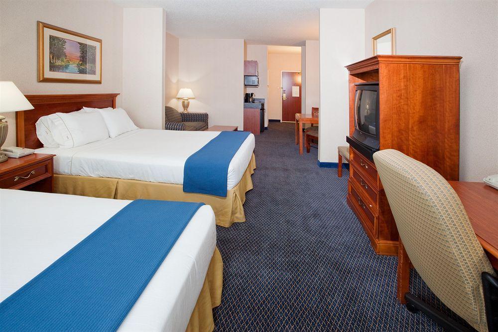 Express & Grand Rapids-north By Ihg Grand Rapids