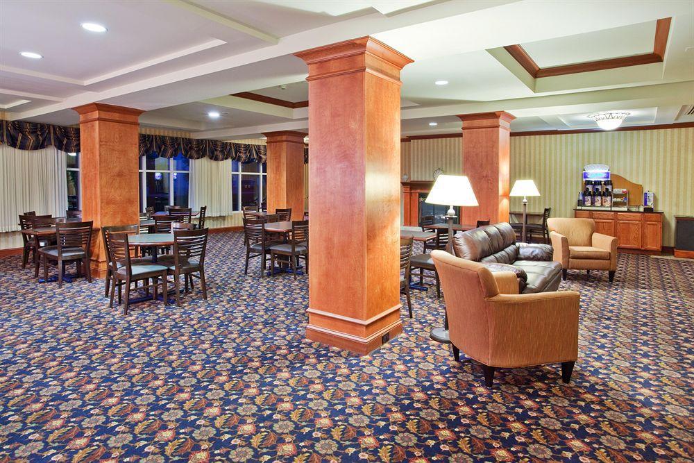 Express & Grand Rapids-north By Ihg Hotel