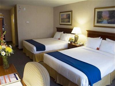 Express & Grand Rapids-north By Ihg Hotel Grand Rapids