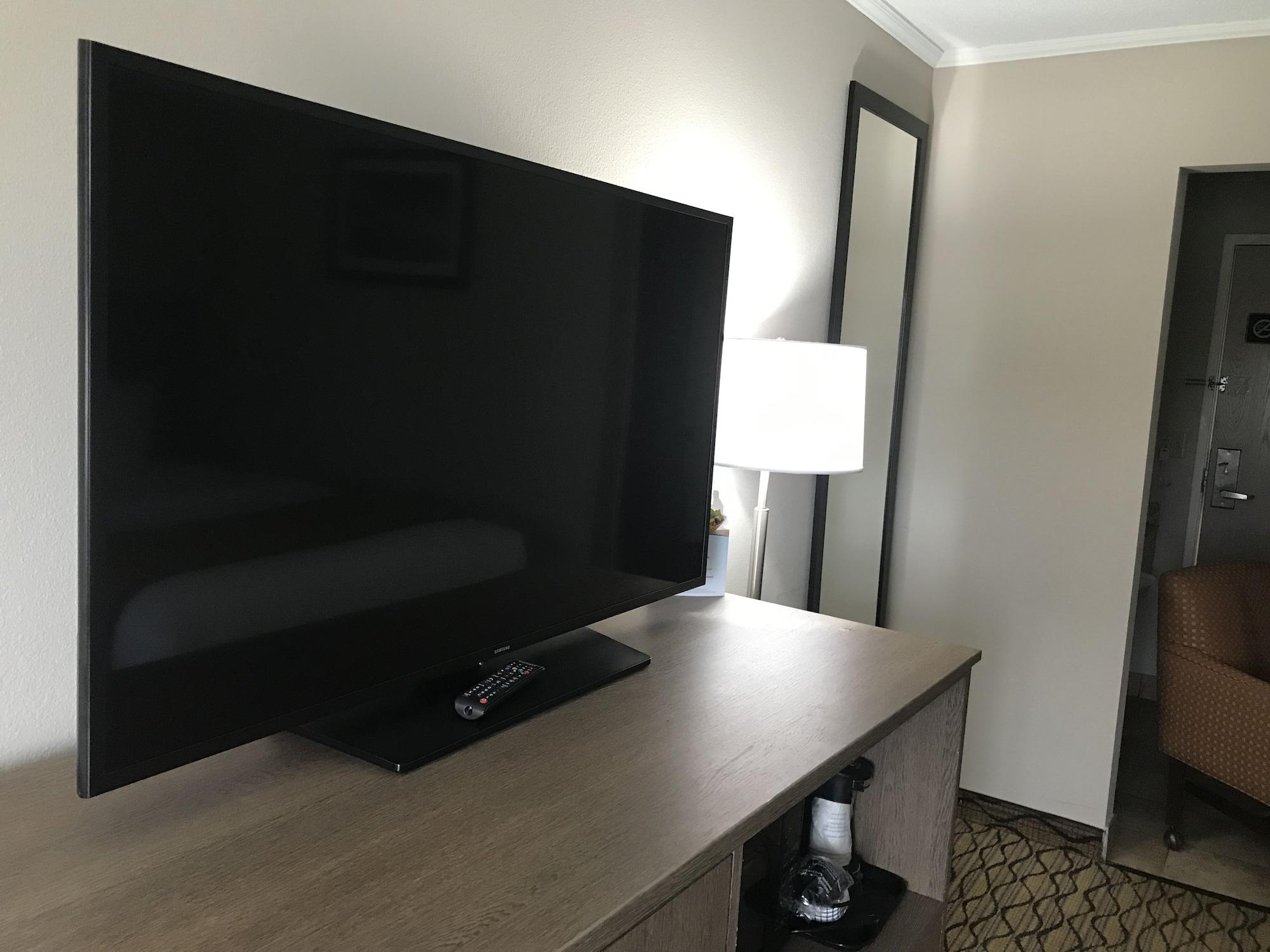 Baymont By Wyndham Airport