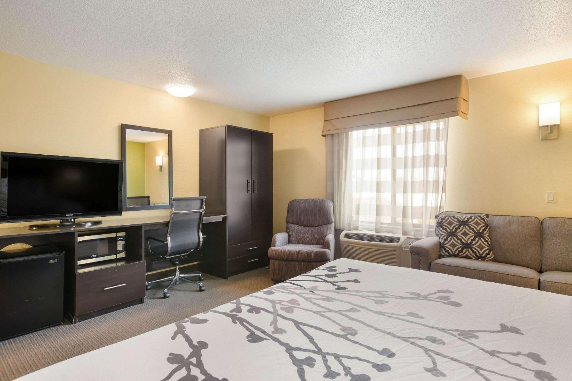 Sleep & 2* Grand Rapids
