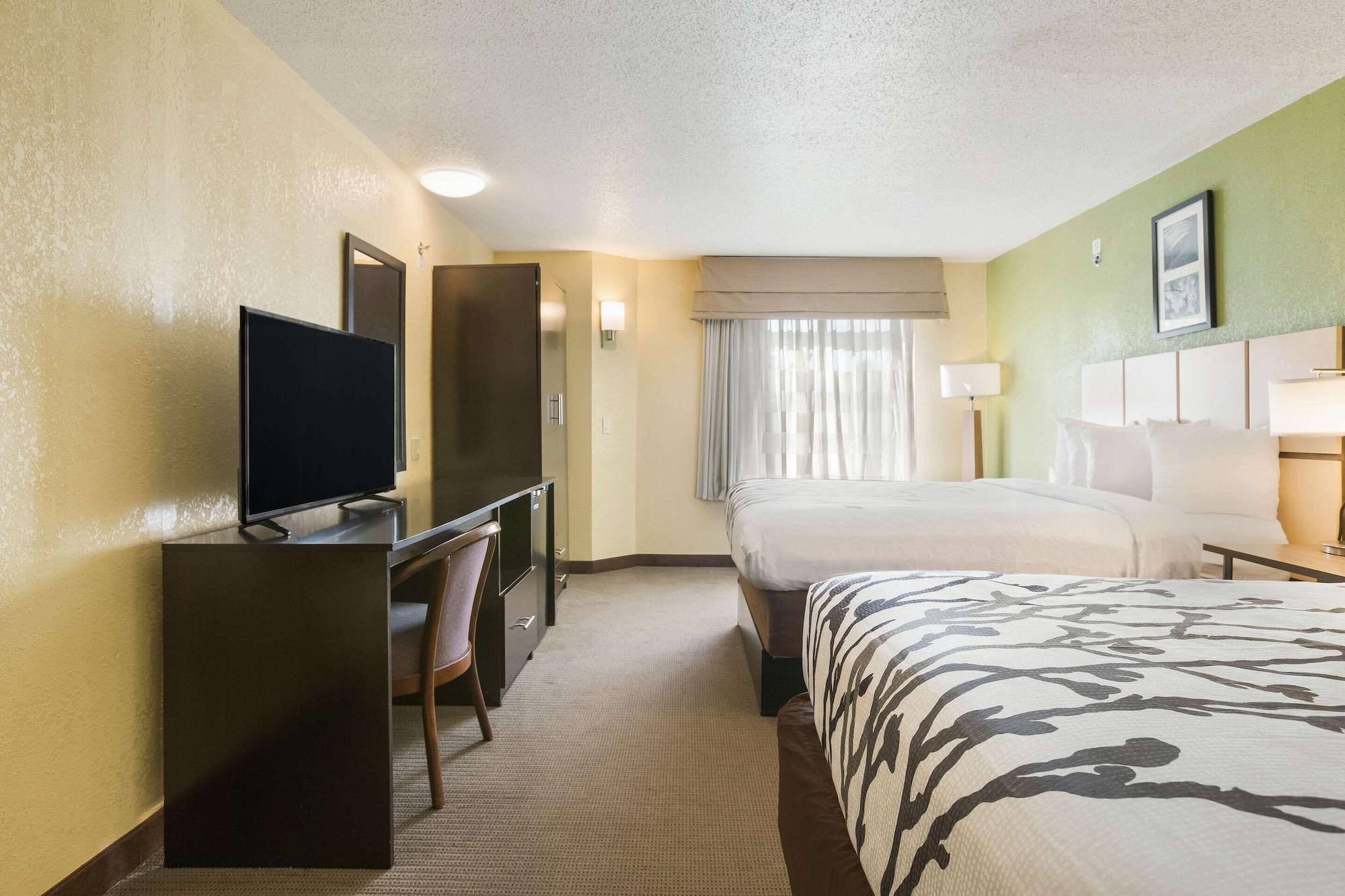 Hotel Sleep & Grand Rapids