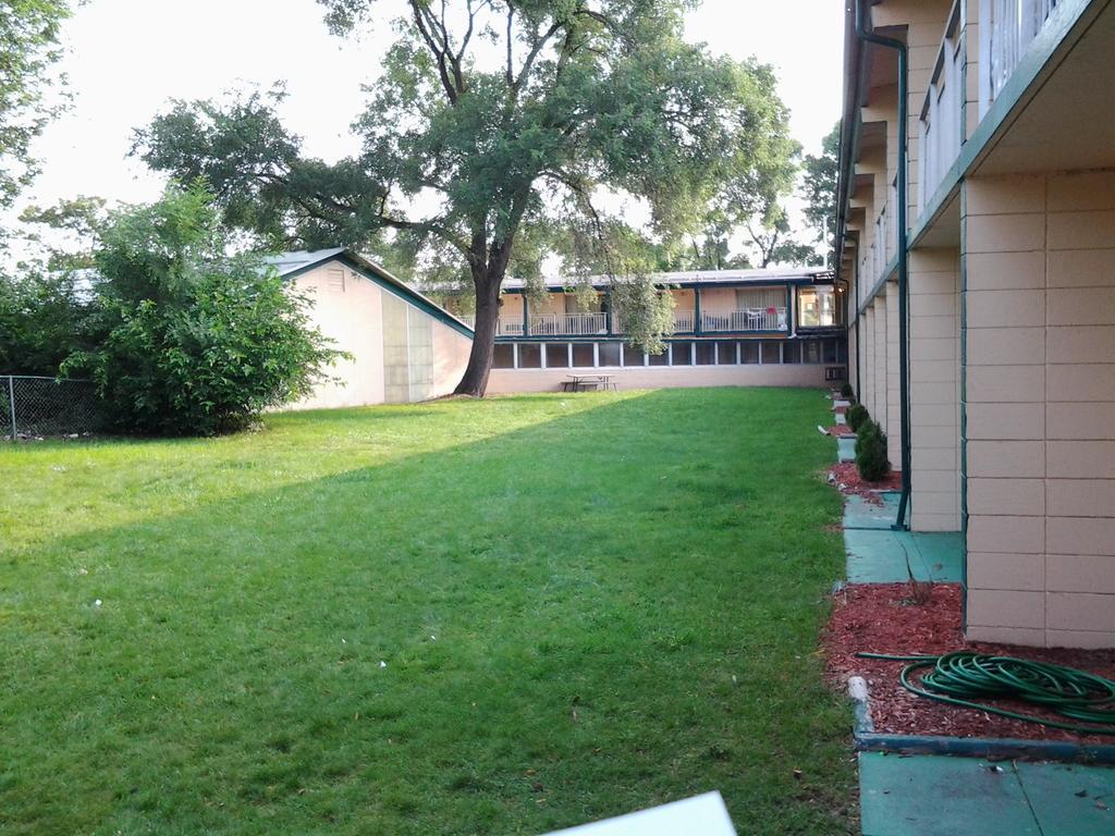 Budgetel & Hotel Grand Rapids