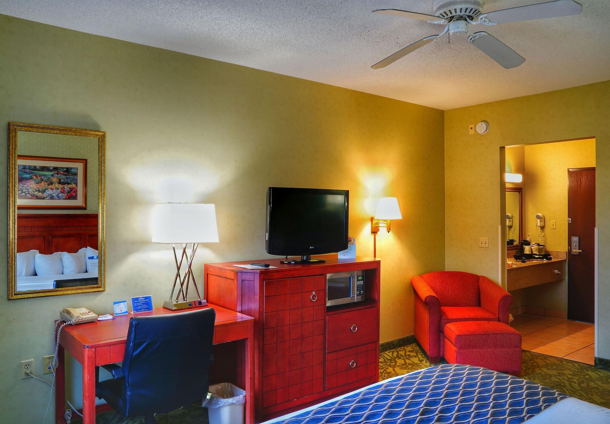 Spark By Hilton Walker North Hotel Grand Rapids