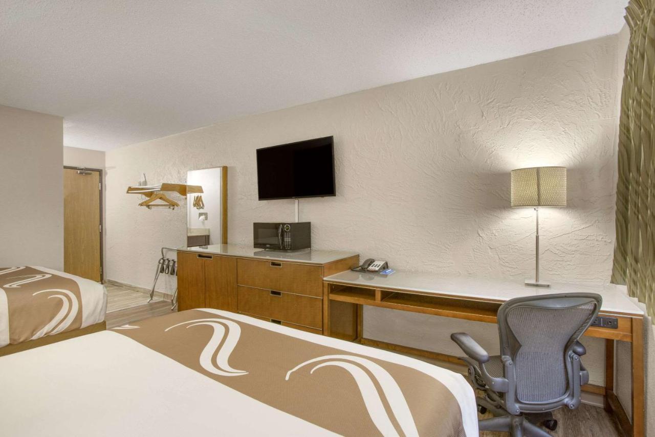 Rodeway Hotel
