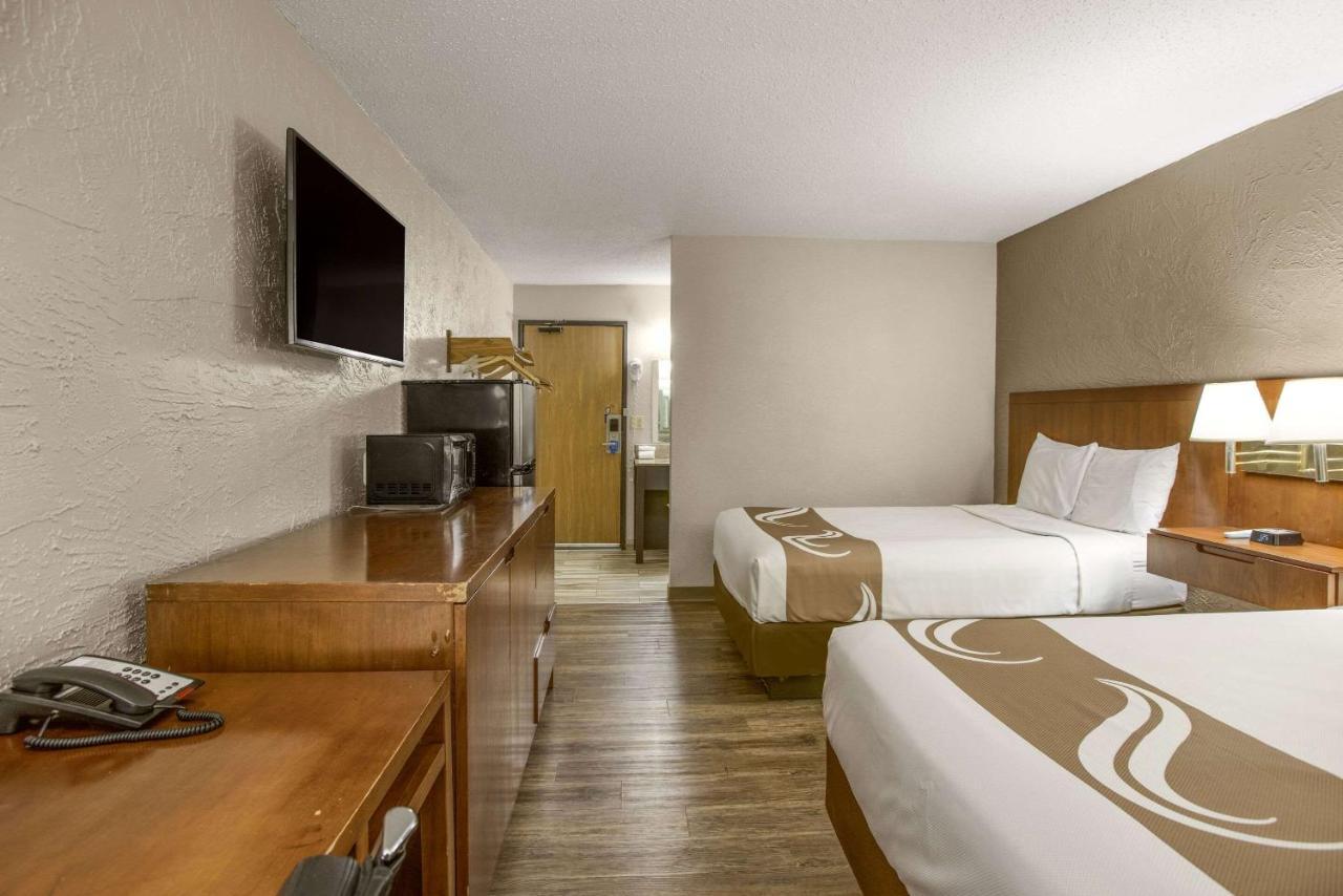Rodeway Hotel Grand Rapids