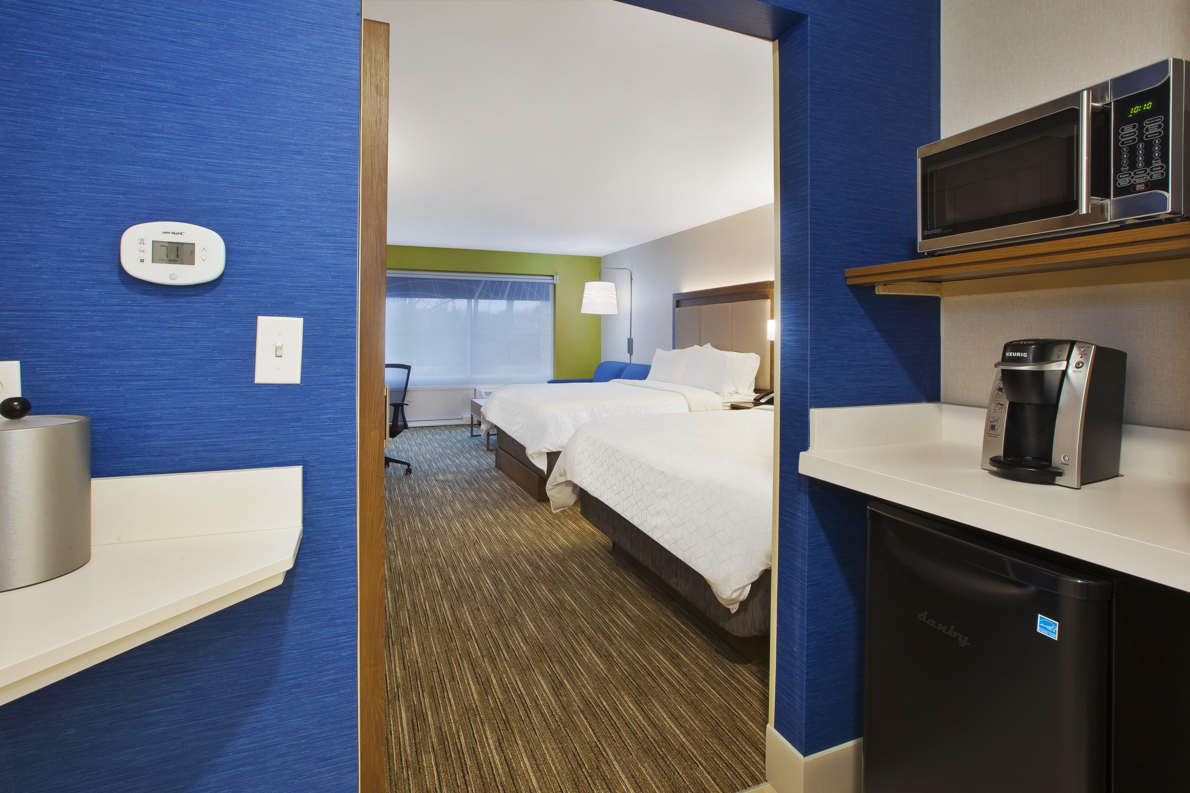 Hotel Express & Airport North By Ihg Grand Rapids