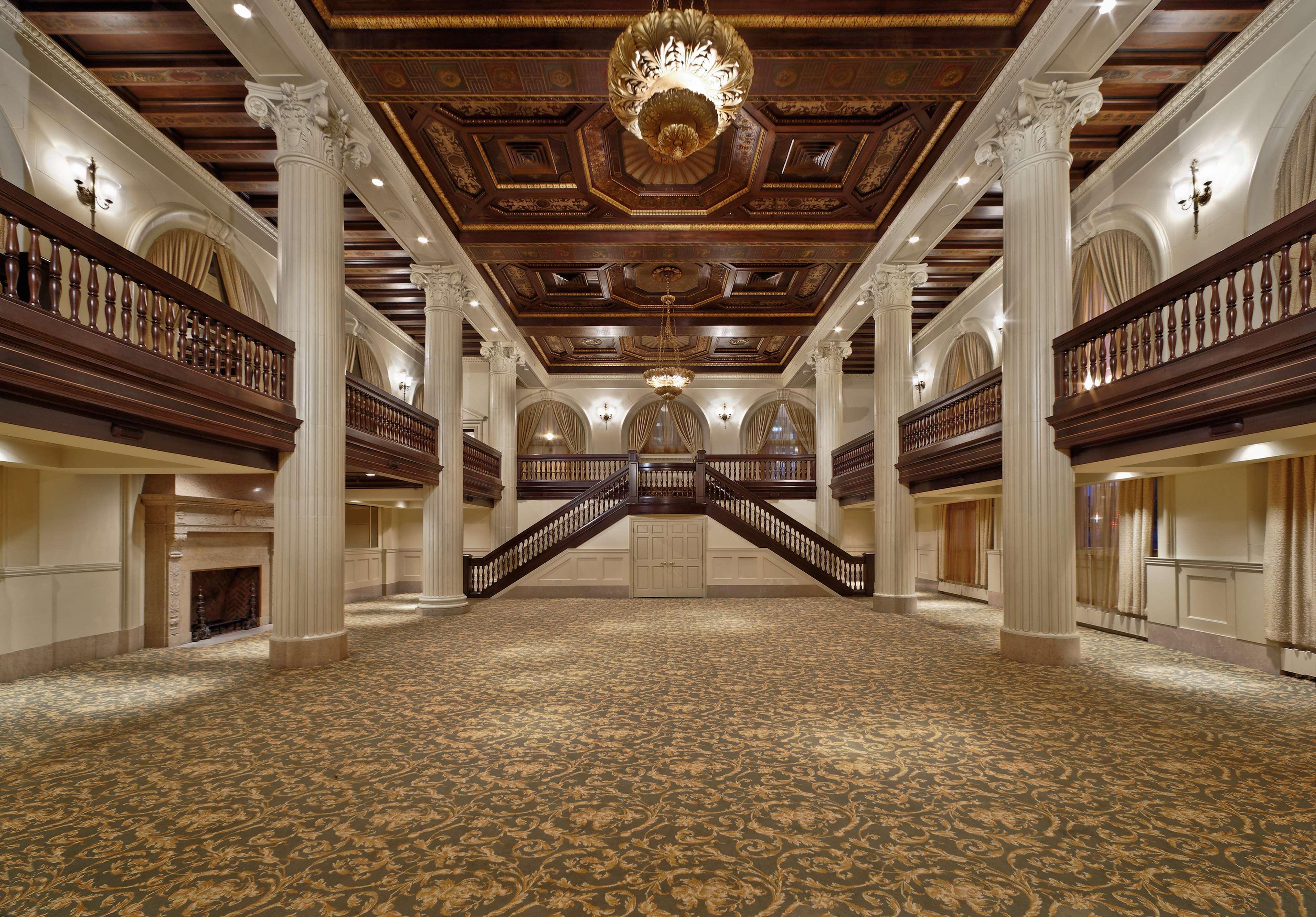 Hotel Amway Grand Plaza Hotel, Curio Collection By Hilton Grand Rapids
