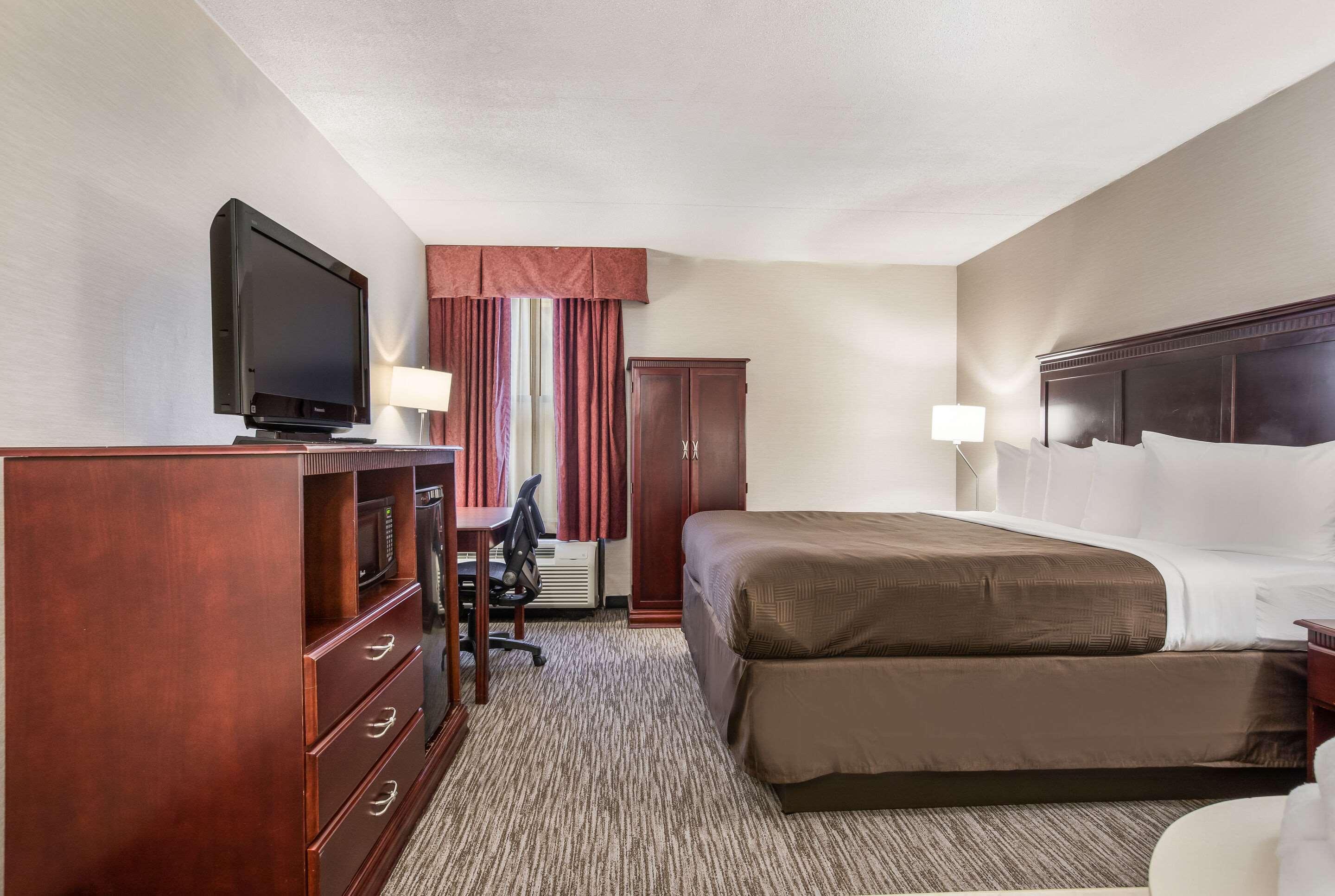 Hotel Clarion & Airport