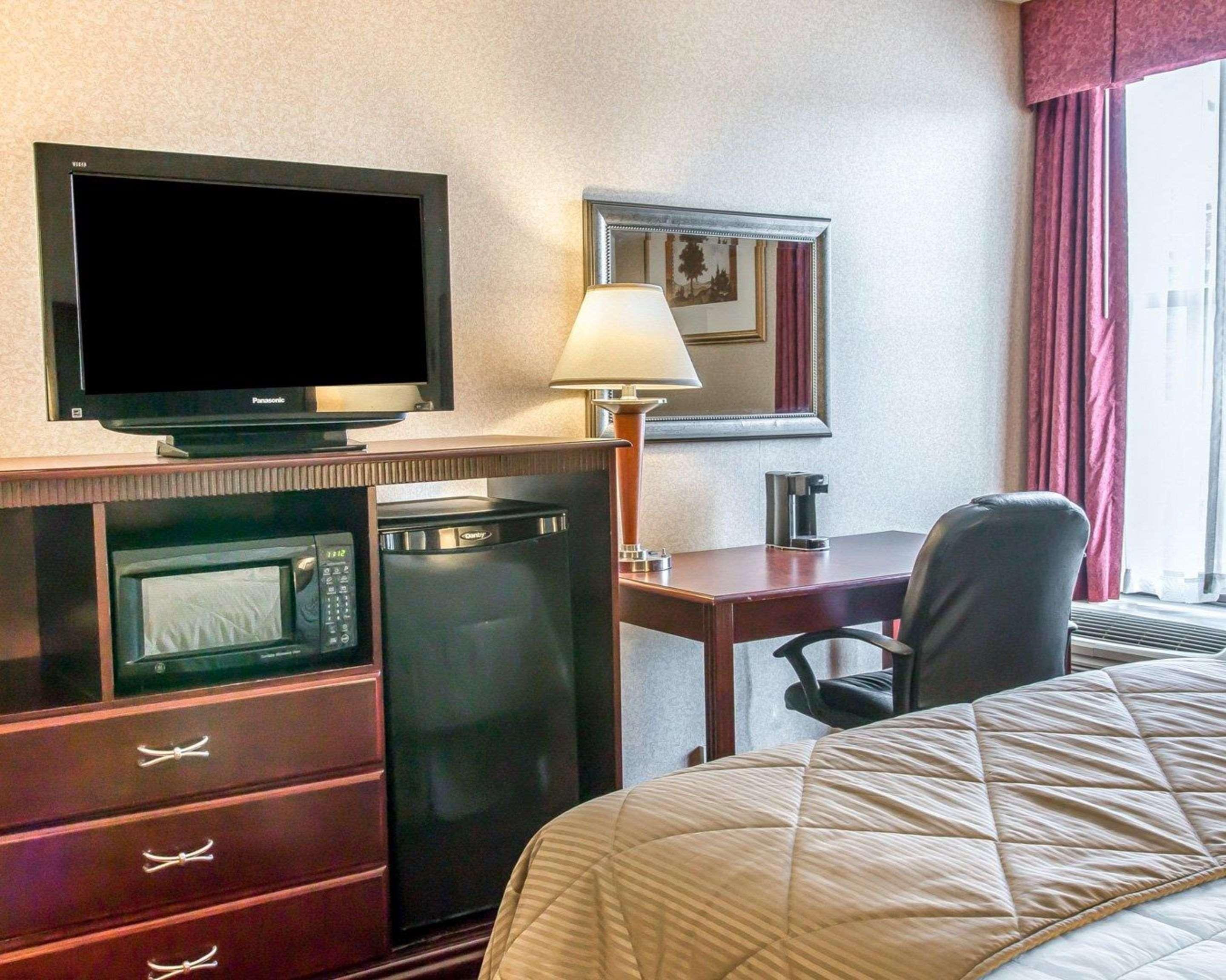 Hotel Clarion & Airport Grand Rapids