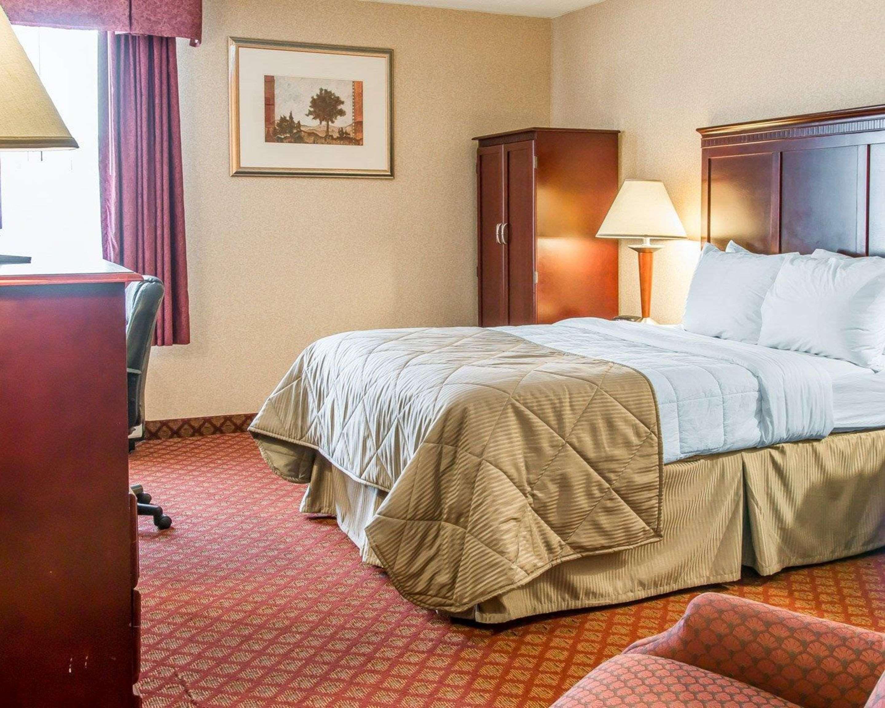Hotel Clarion & Airport Grand Rapids