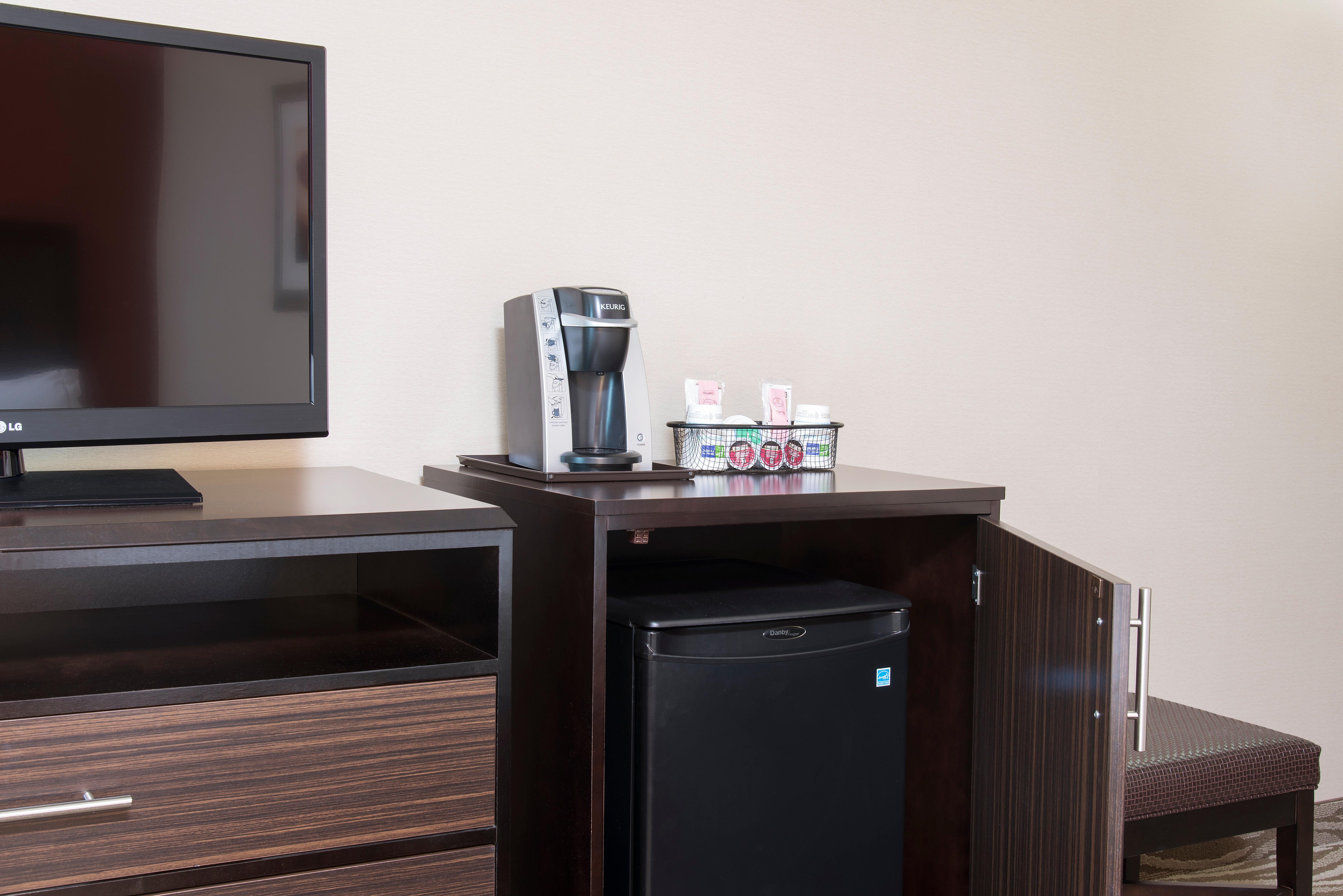 Express & Grand Rapids-north By Ihg 2*