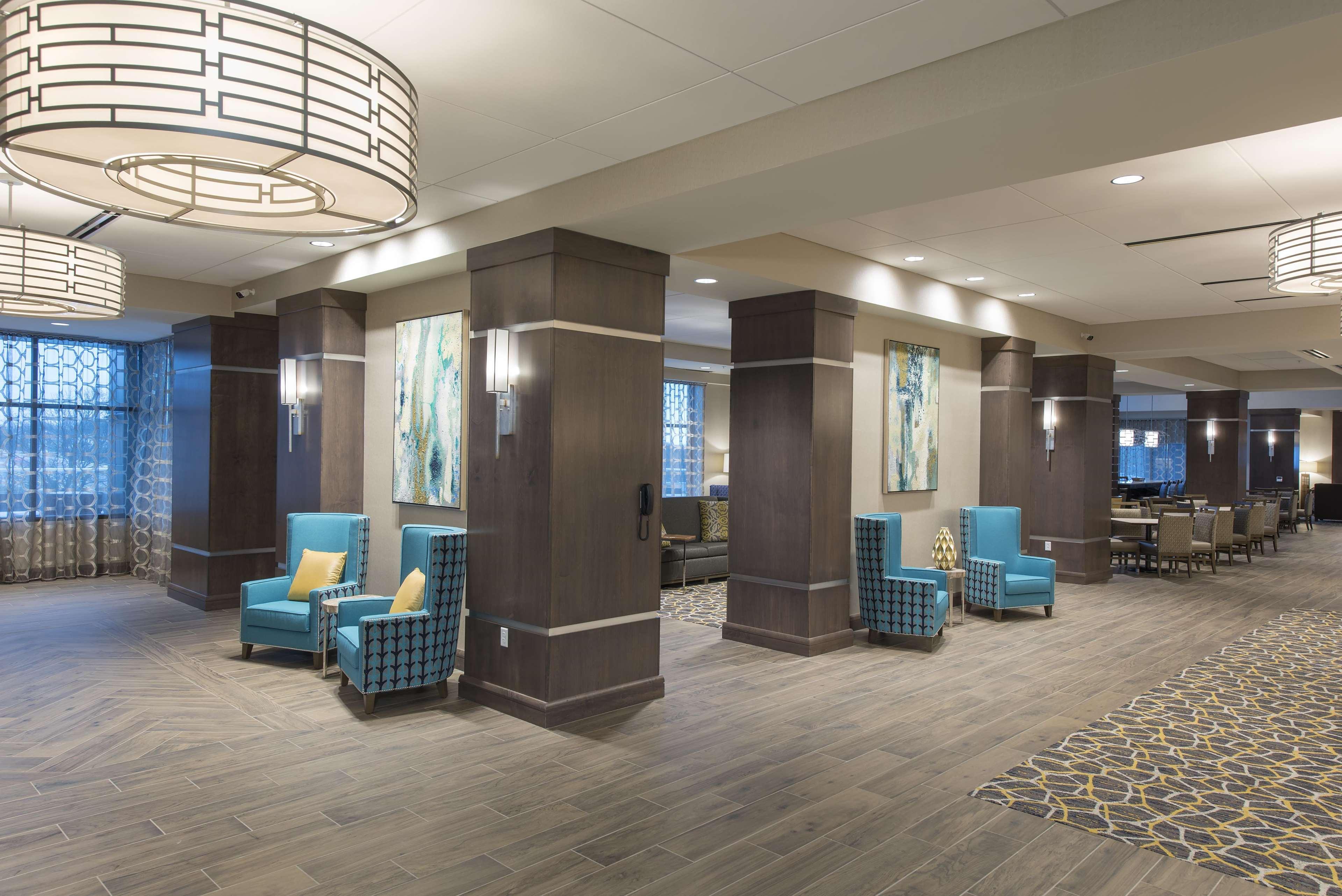 Hampton & Downtown Hotel