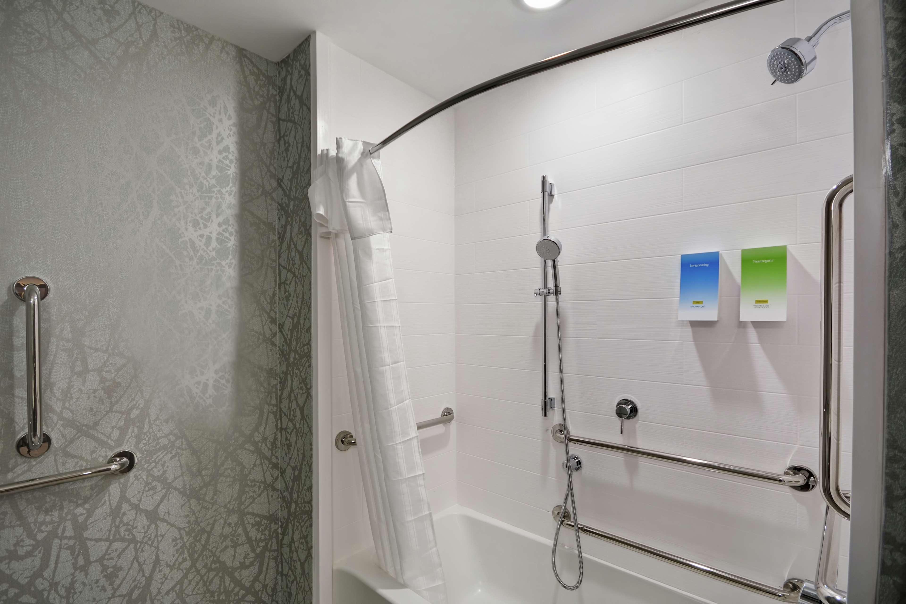 Home2 By Hilton North 3* Grand Rapids