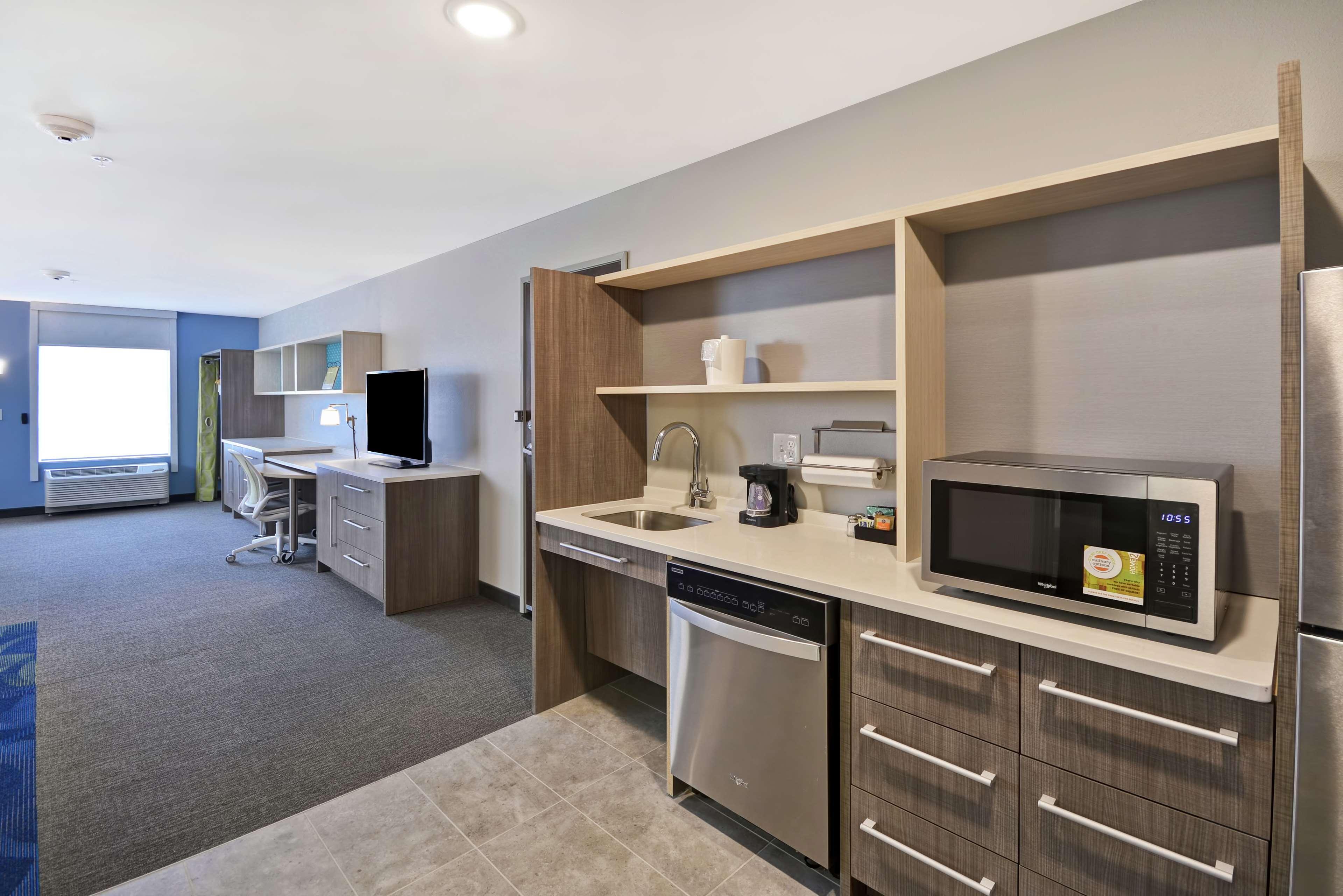 Home2 By Hilton North Grand Rapids