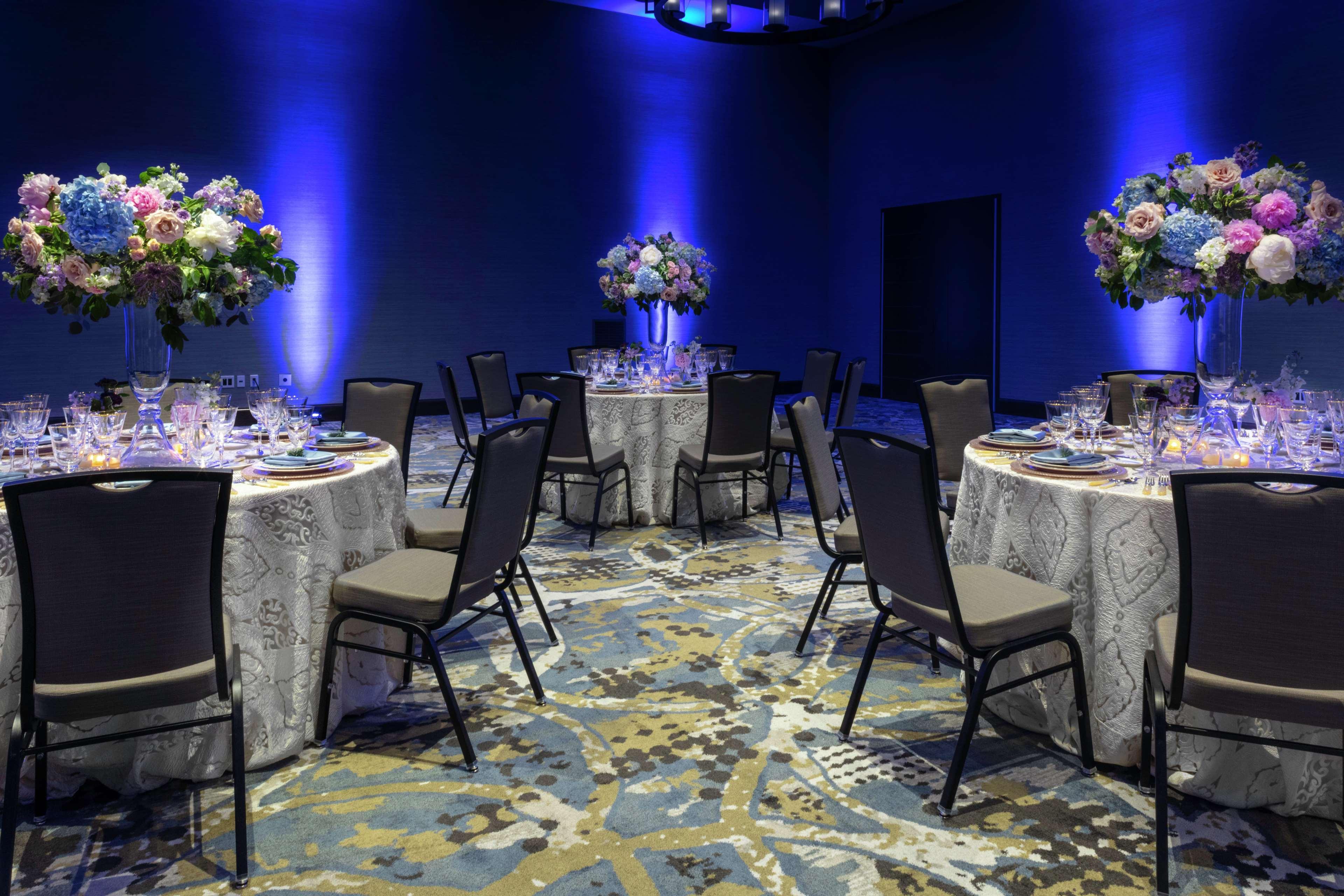 Hotel Embassy By Hilton Downtown Grand Rapids