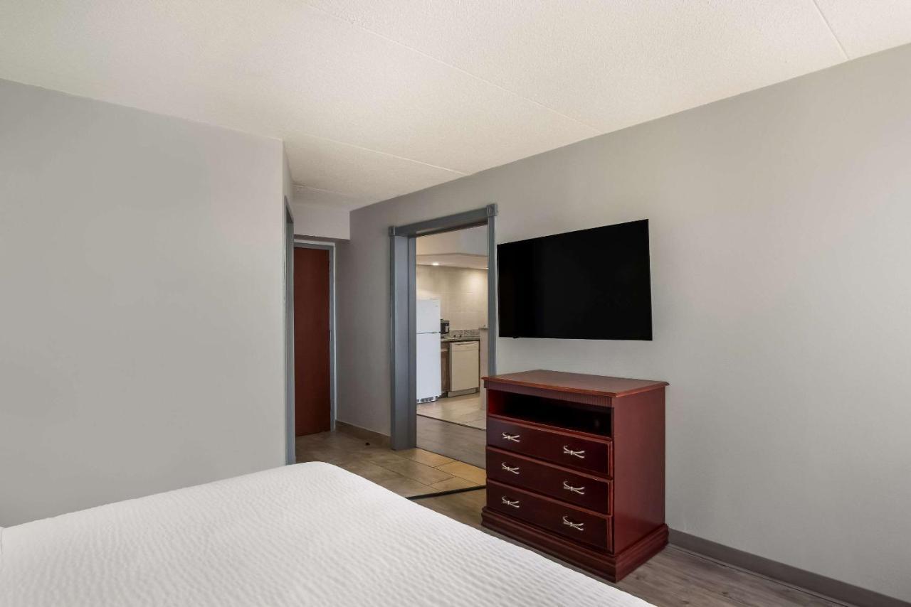 Hotel Clarion & Airport