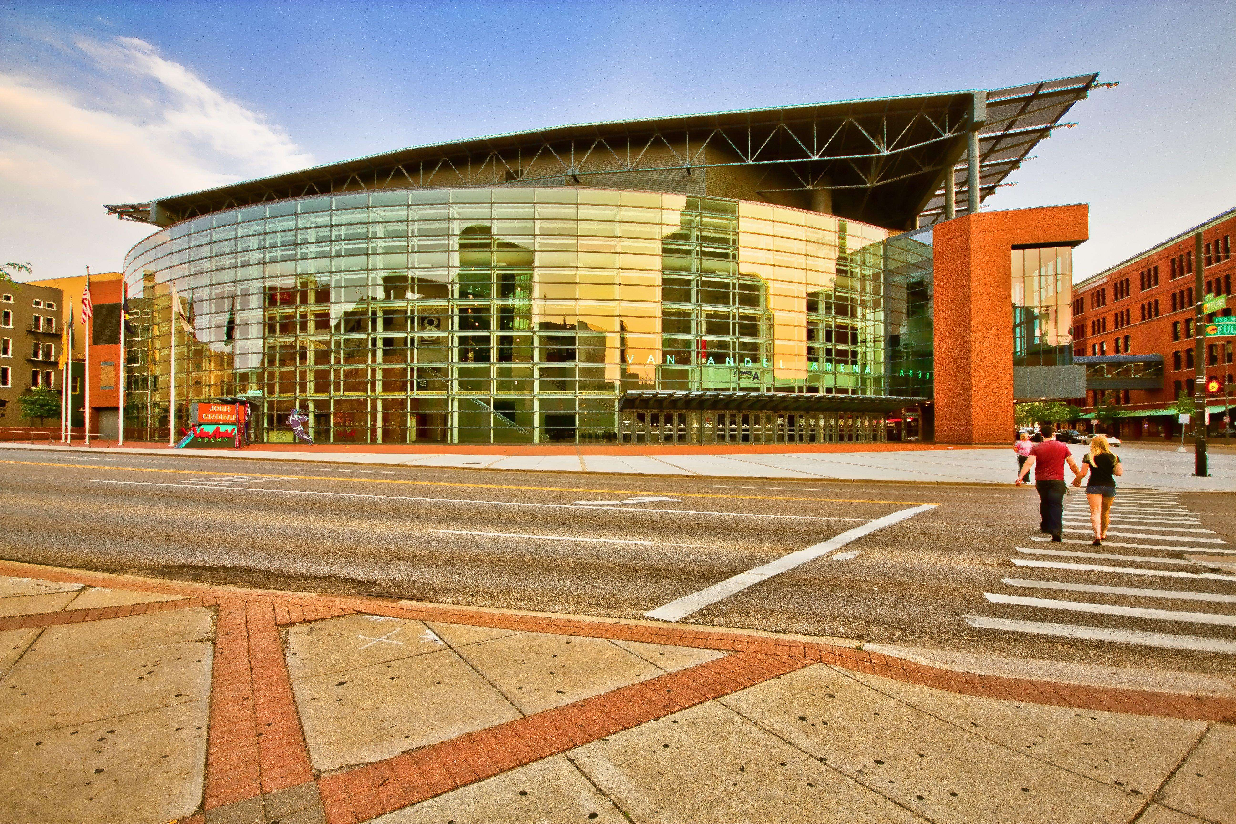 Hotel Downtown By Ihg 3*
