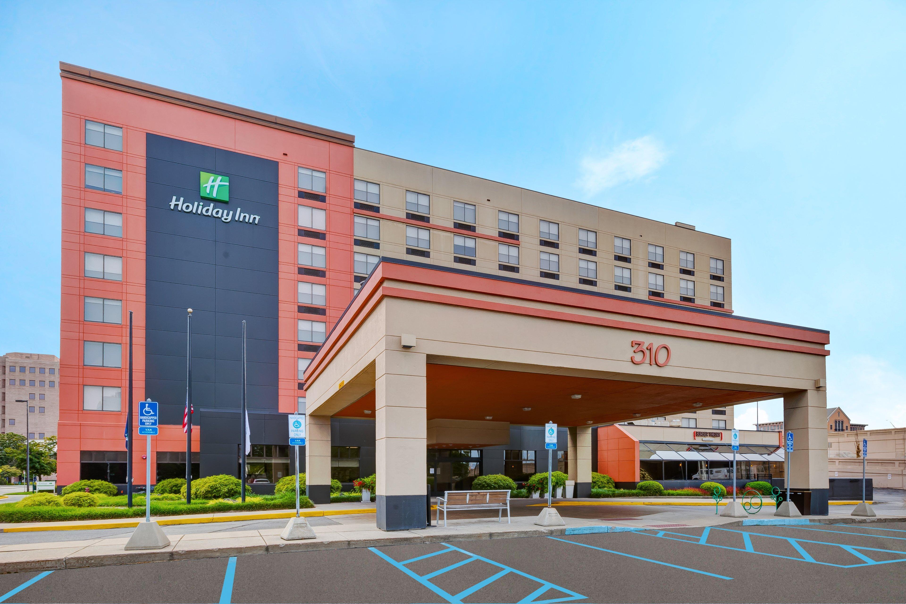 Downtown By Ihg Hotel 3*