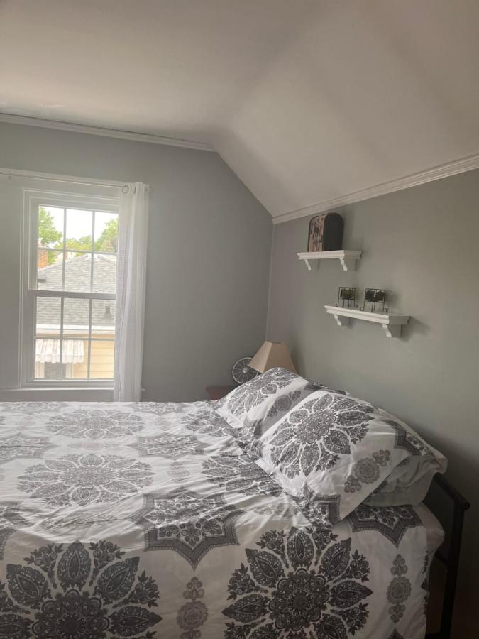 Villa Cozy Cape Cod Grand Rapids