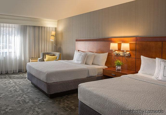Courtyard Airport 3* Grand Rapids