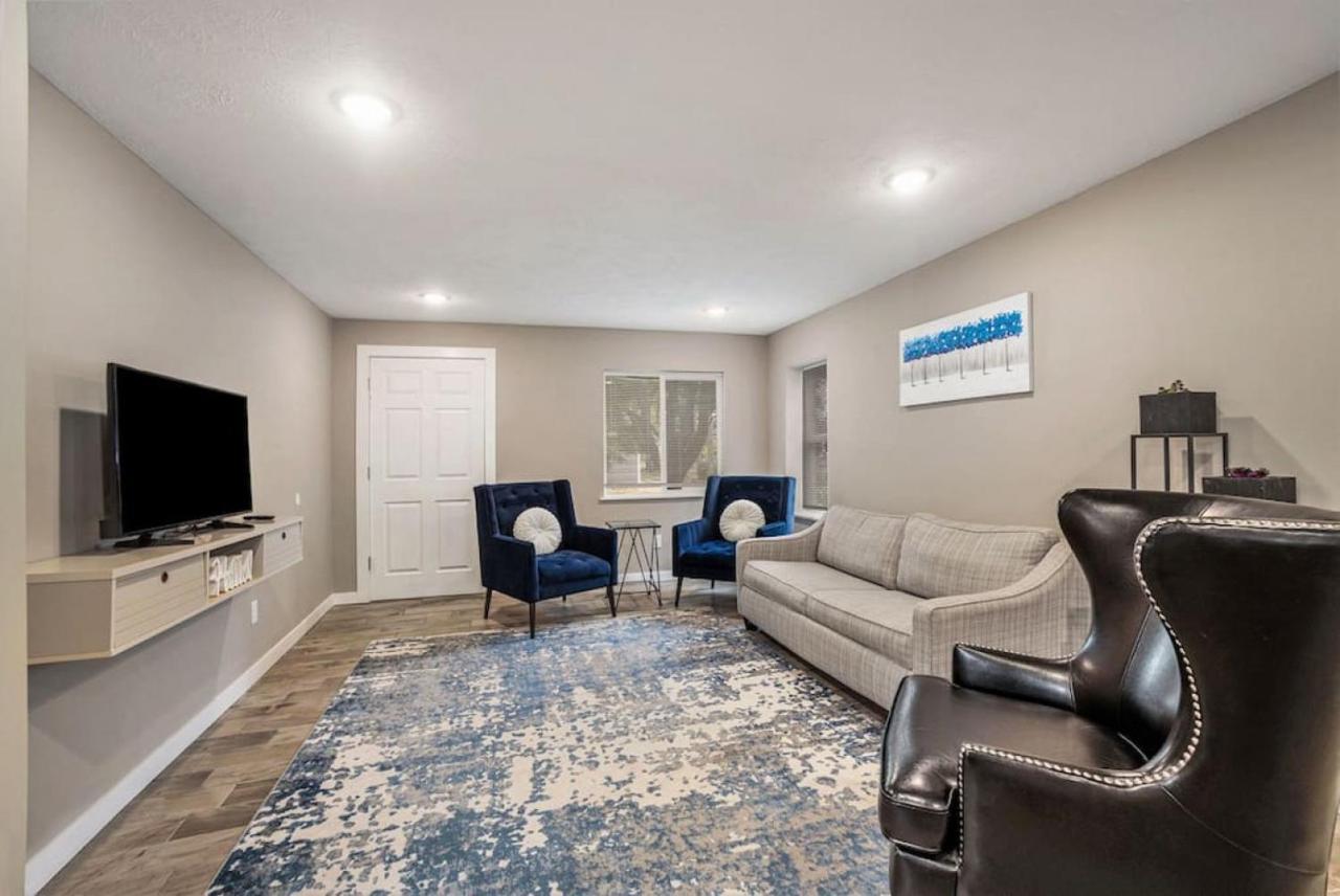 Apartment Urban Chateau Downtown Retreat Grand Rapids