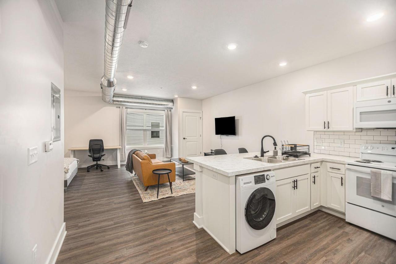 Apartment The Urban Oasis -brand New Corporate Downtown