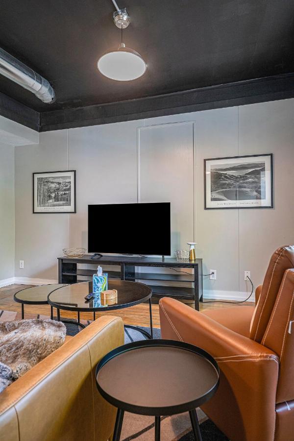 The Loft Life - Modern Corporate Housing Apartment *