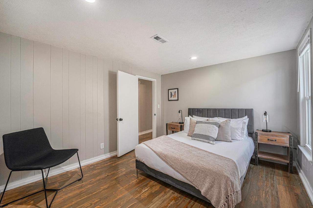Apartment The Loft Life - Modern Corporate Housing *