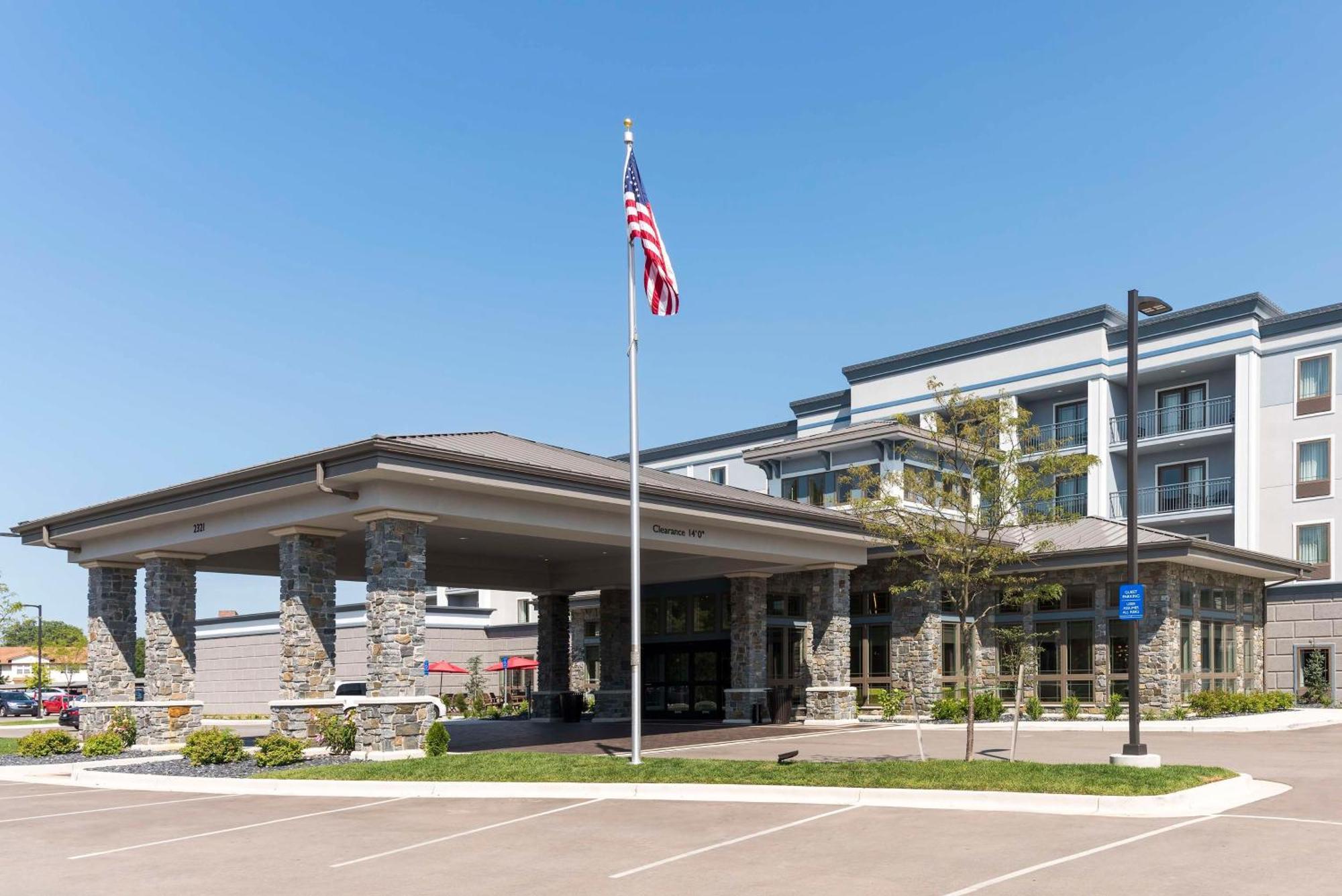 Hotel Hilton Garden Inn Grand Rapids East 3*