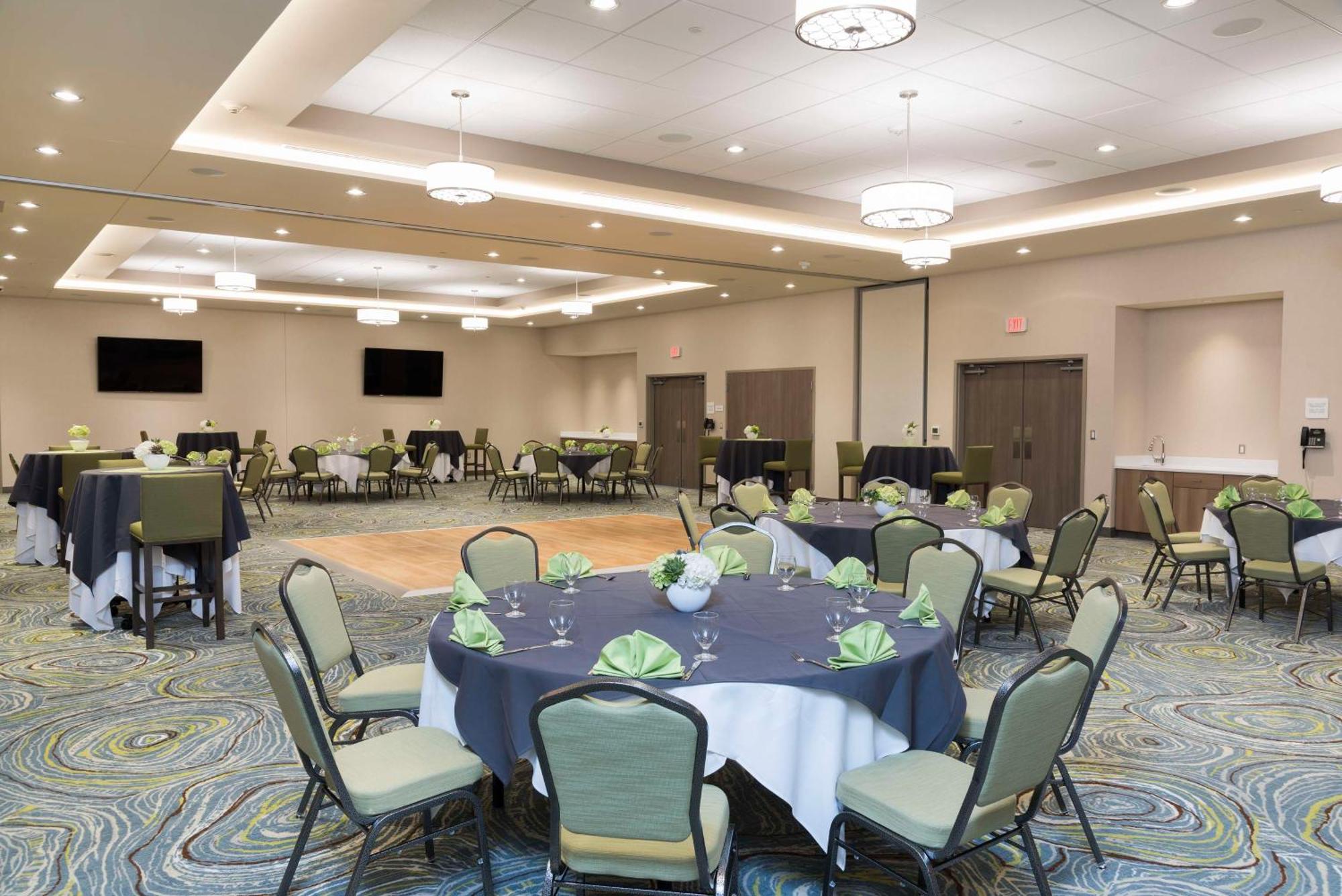 Hilton Garden Inn Grand Rapids East Grand Rapids