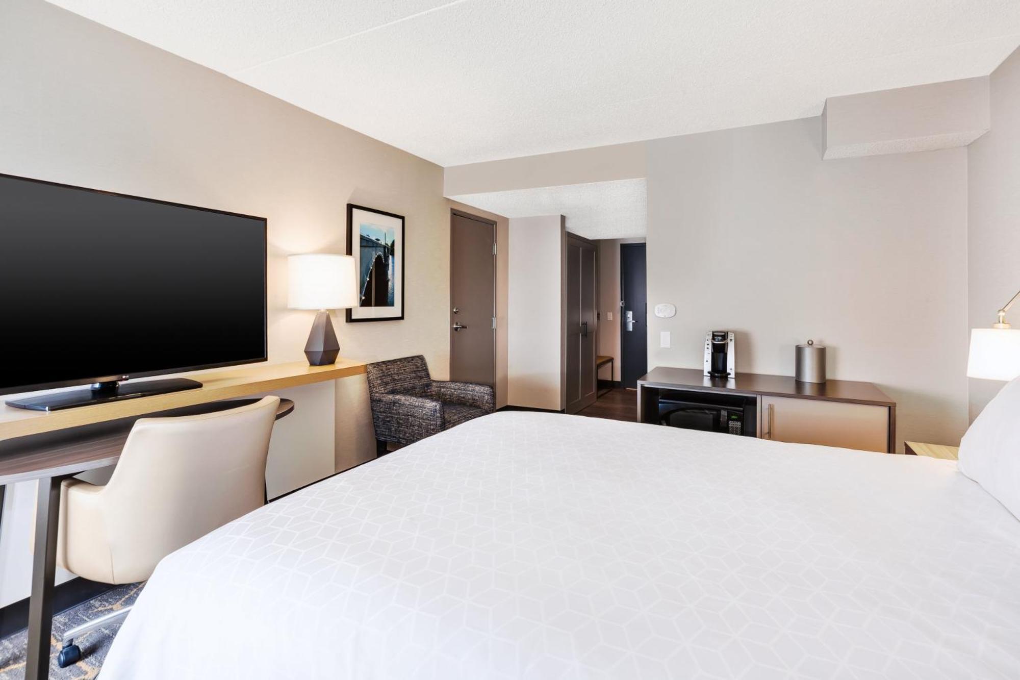 Downtown By Ihg Hotel 3*