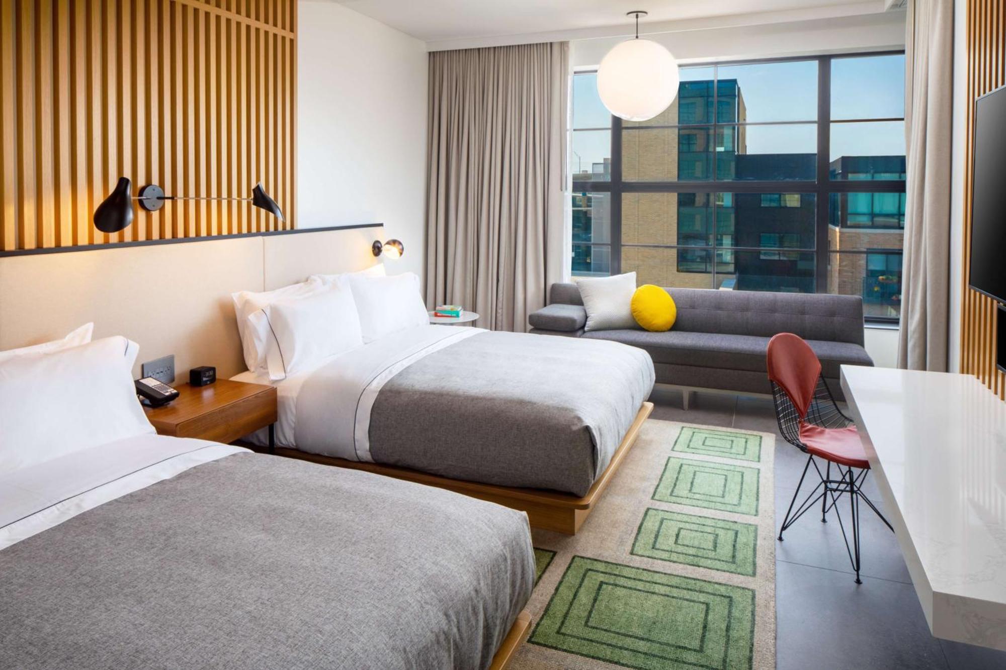 Hotel Canopy By Hilton Downtown 4*