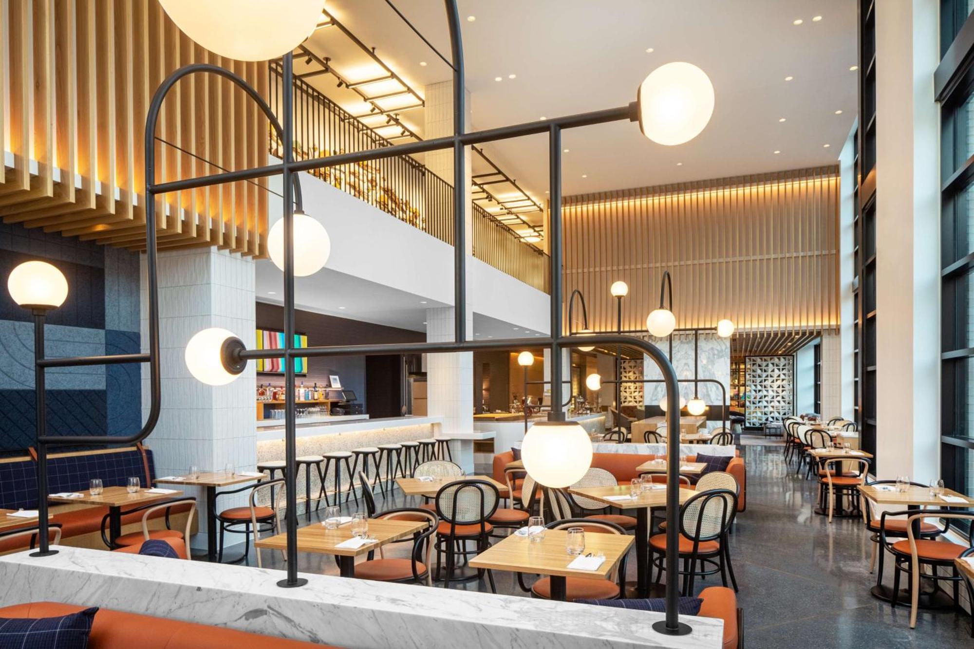 Canopy By Hilton Downtown 4*