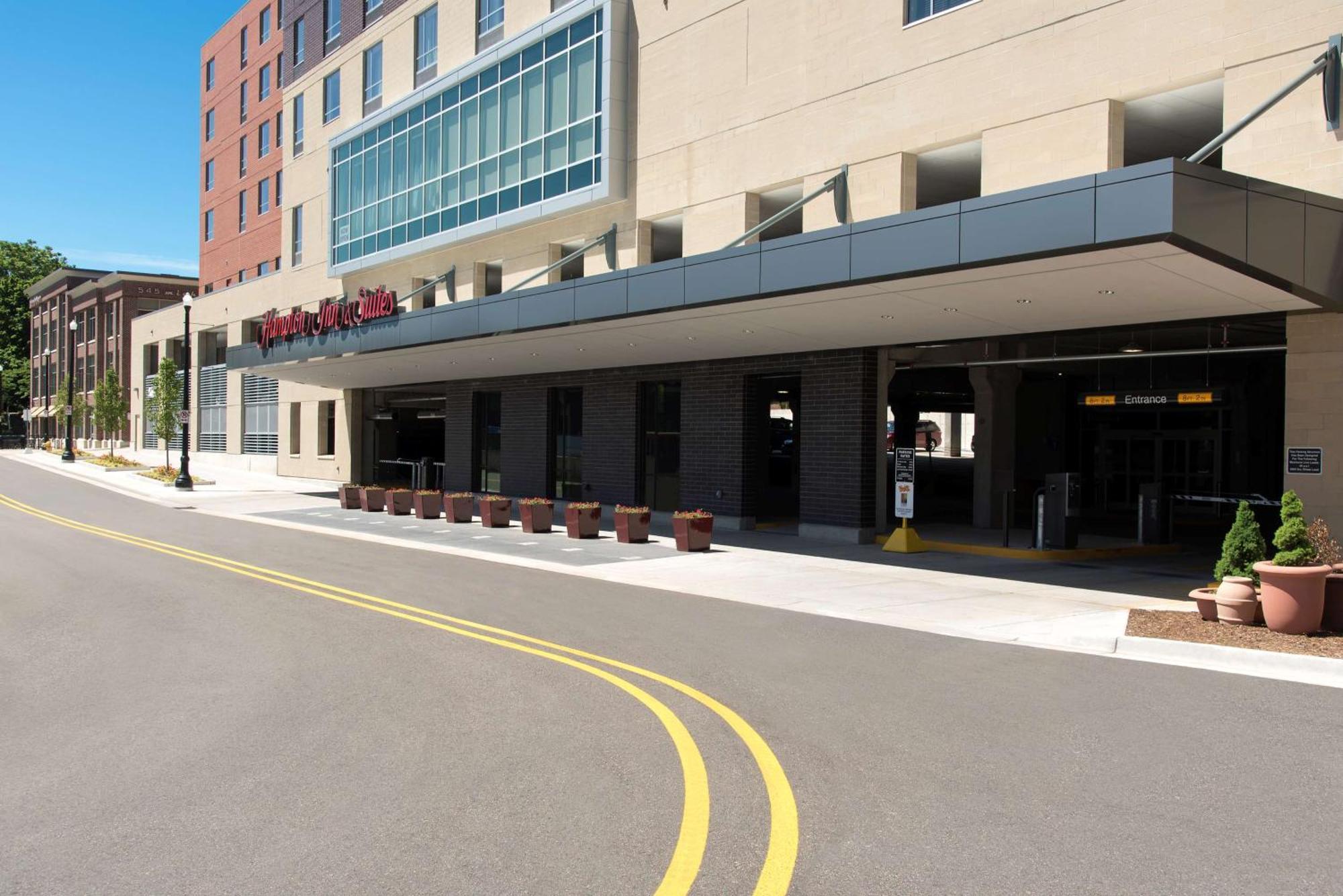Hampton & Downtown Hotel Grand Rapids