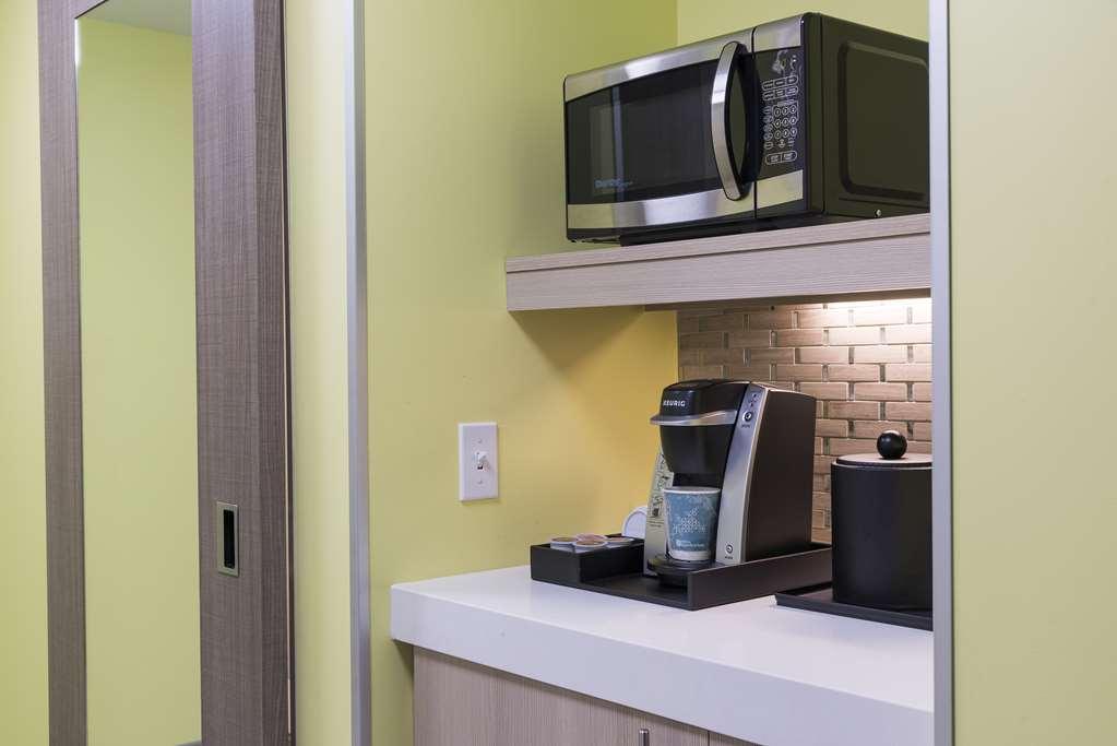 Hilton Garden Inn Grand Rapids East Hotel