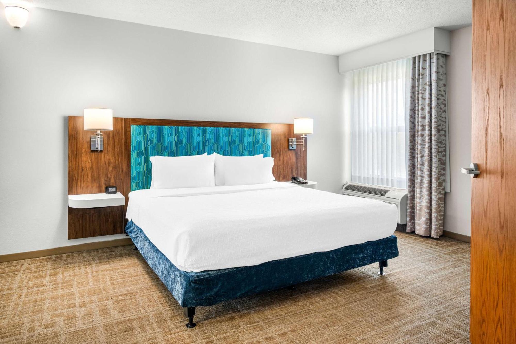 Hampton Grand Rapids/north Hotel