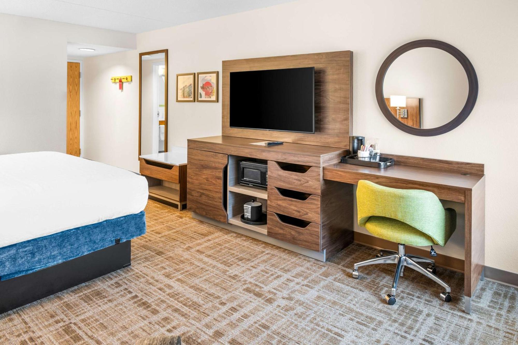 Hampton Grand Rapids/north 3*